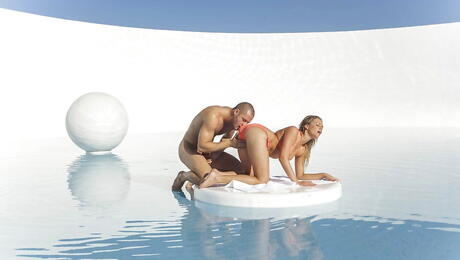 Very attractive american Mia Malkova sucking hot cock and enjoys a cumshot on face outdoor