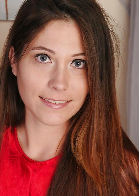 Svelte american milf Jamie Lynn Skye in undies baring small tits and spreading her legs 